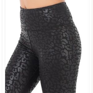 Kyodan Cheetah leggings Large